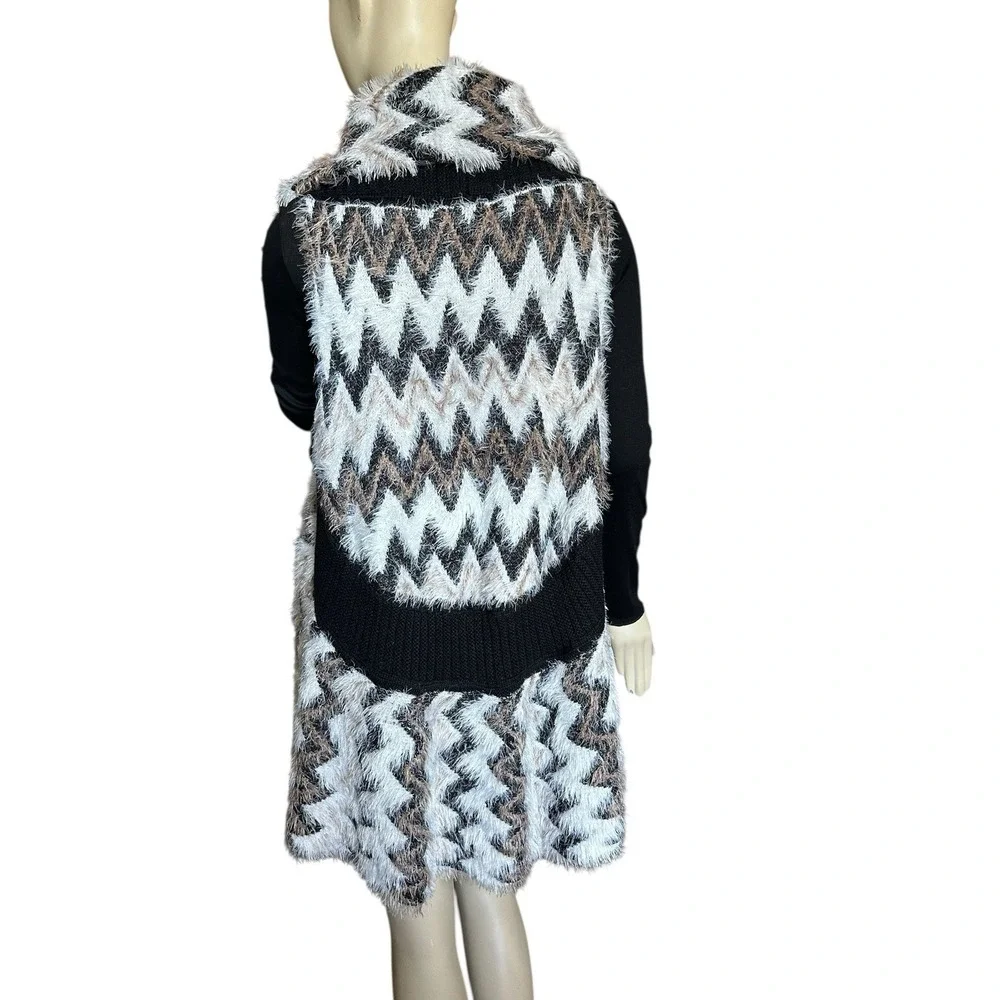 NWT Liquid By Sioni Sweater Vest 2X Eyelash Soft Shawl Collar Boho Cardigan Soft
